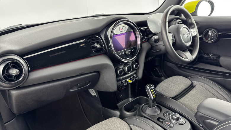 MINI Hatchback 135kW Cooper S Level 2 33kWh 3dr Auto Electric Hatchback